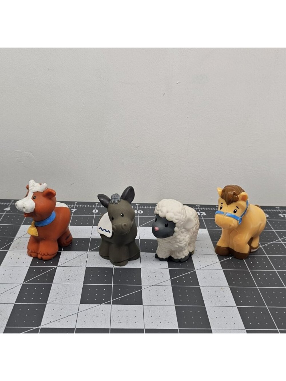 Fisher-Price Little People Farm Nativity Animals Lot of 4 Cow Donkey Sheep Horse